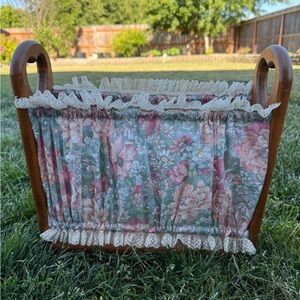 Vintage Heart Magazine Rack Solid Wood & Fabric